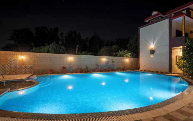 Corbett D Resort
