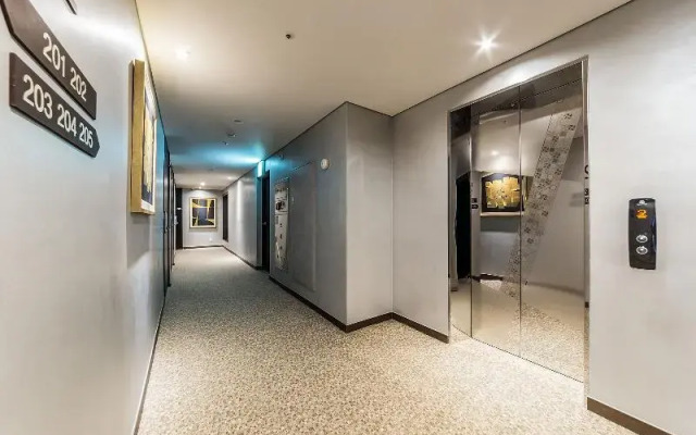 Jongno Lumia Tourist Hotel
