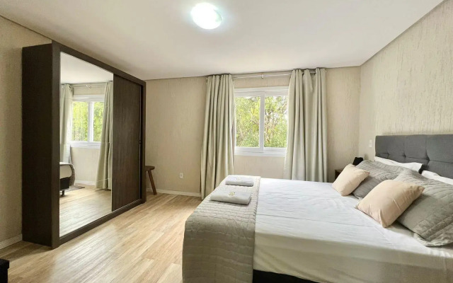 Casa com 2 Suites em Canela 900M do Centro