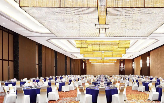 Sheraton Grand Zhengzhou Hotel