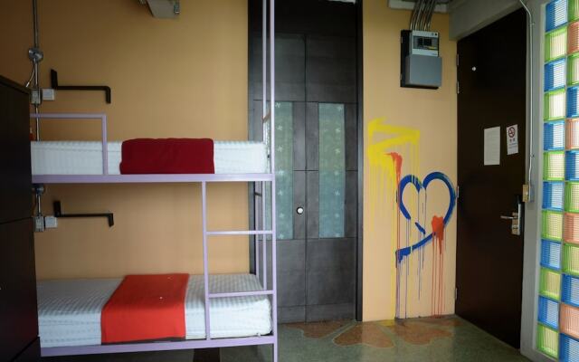 ZEN Hostel Silom 14