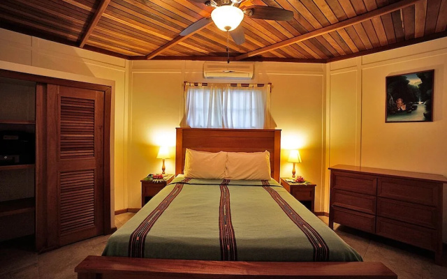 Cocotal Inn and Cabanas