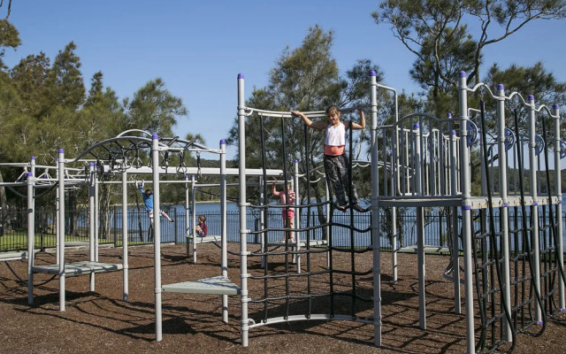 Mercure Lake Macquarie Raffertys Resort