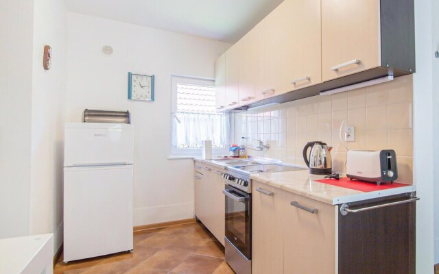 Beautiful Home in Lubiatowo With 2 Bedrooms and Wifi
