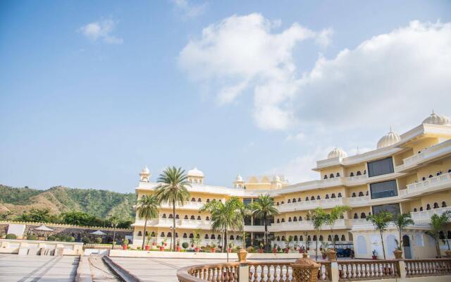 Labh Garh Palace
