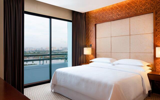 Sheraton Saigon Hotel & Towers