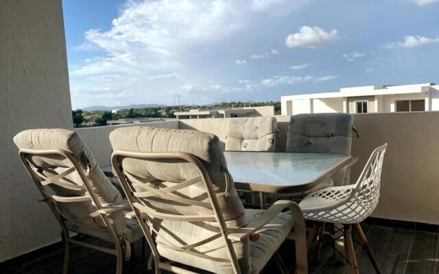 Hermoso apartamento Penthouse con terraza y Jacuzzis privado