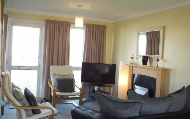 Sea Gem, Freshwater Bay 172