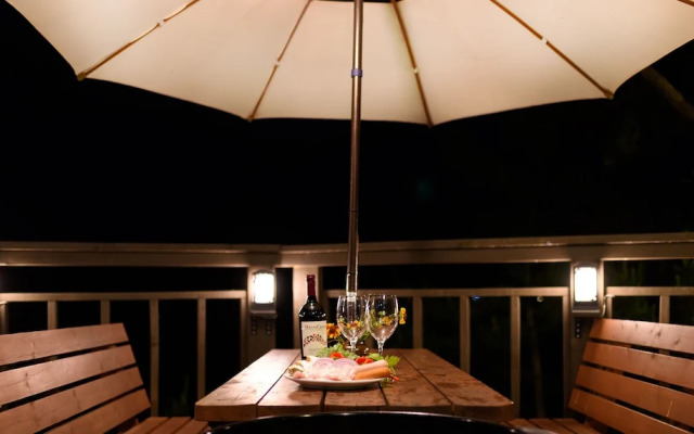 Tongyeong Honey Spa Pension