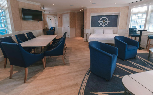 Madison Beach Hotel