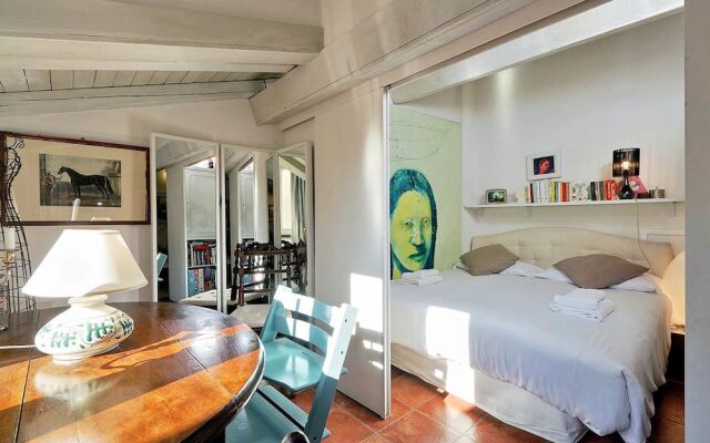 Pantheon Charming Penthouse