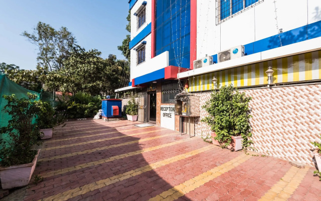 Shreesai Guestline by OYO Rooms