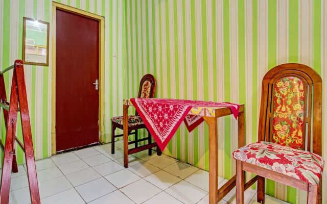 SPOT ON 93182 Hotel Jaya Kusuma