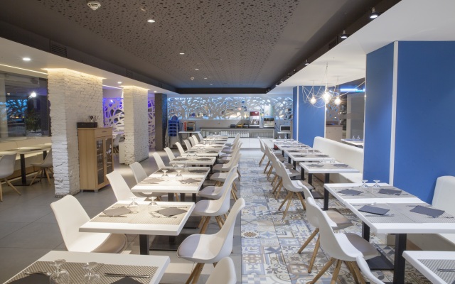 Hotel Brisamar Suites