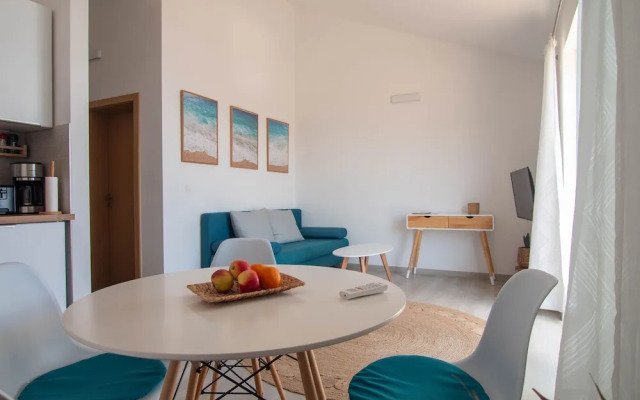Sunny Apartments