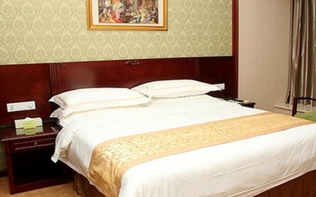 Vienna Hotel Shenzhen Fuyong Qiaotou Branch