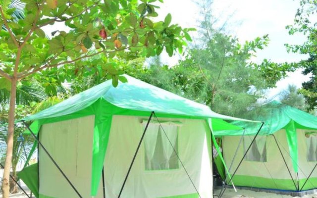 Koh Ngai Camping