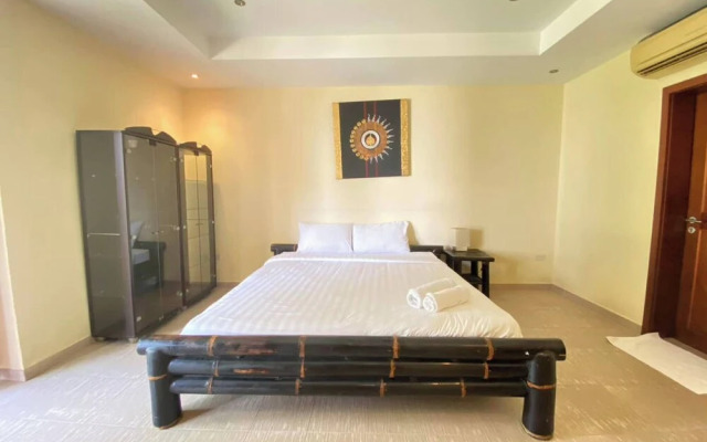 Tropical Luxury 4BR Pool Villa w Game Area