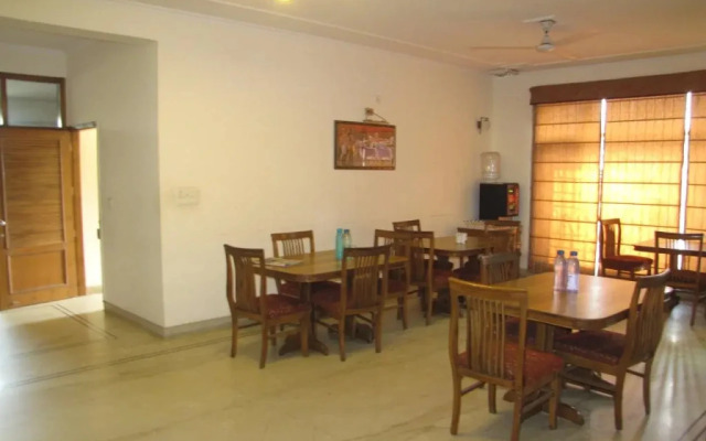 OYO Rooms Greater Noida Delta-3