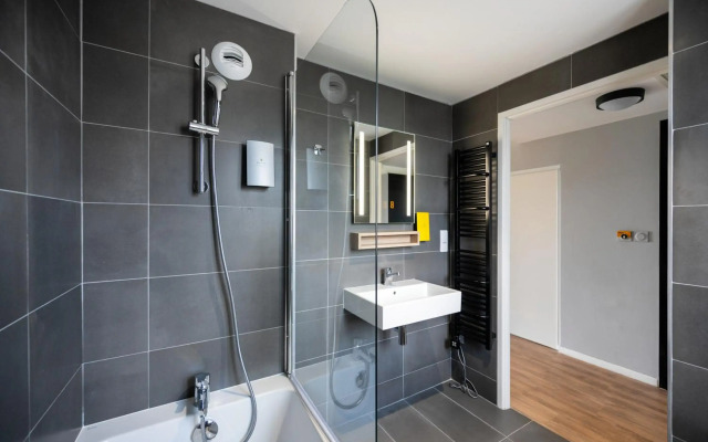 Staycity Aparthotels, Near Disneyland® Paris
