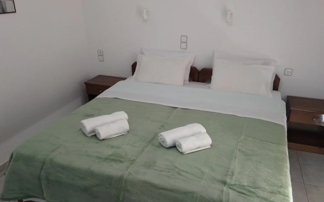 Litsa Mare apartments