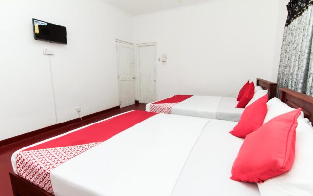 Hotel Bluemoon By OYO Rooms