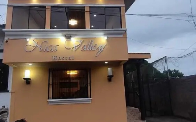 Hostal Nica Valley