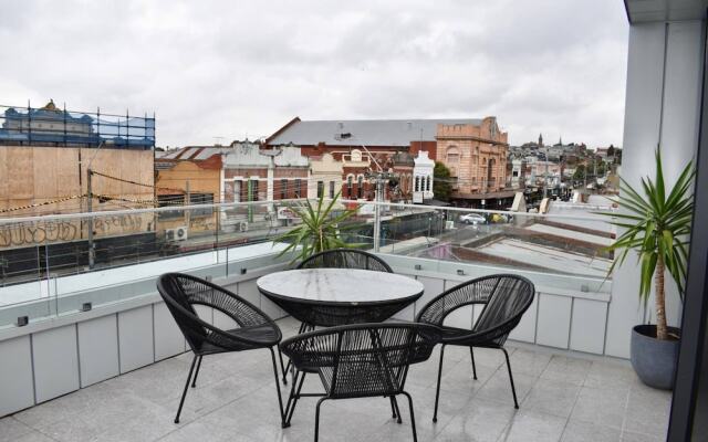 Brand New 2 Bed Apartment with Stunning City Views