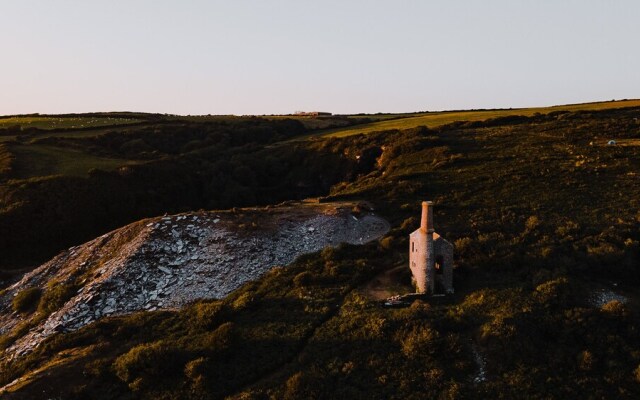 Stunning Cornish Tipi With sea Views