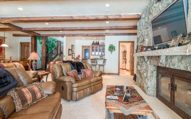 140 Elk Woods Rd Home