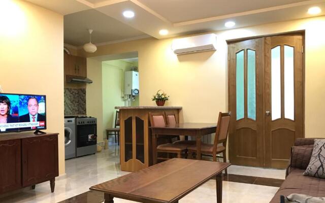 Yerevan Apartment close to Medical University Haybusak