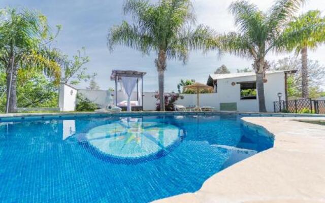 Cubo's Villa Sonia