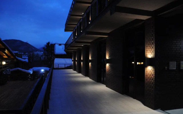 Raduzhny Guest House