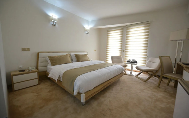 Bushi Resort & Spa