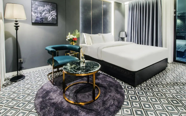Hotel the Castle Sincheon