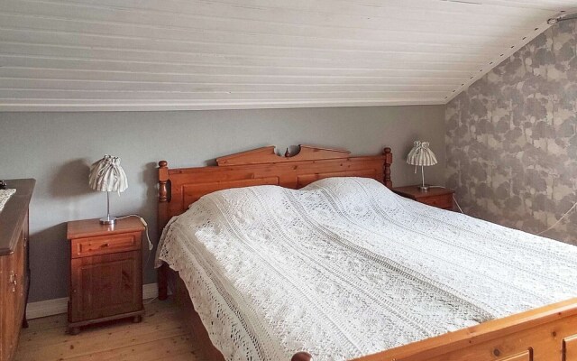 6 Person Holiday Home in Vedevåg
