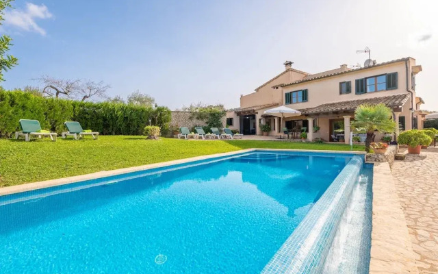 Reynes in Mallorca With 3 Bedrooms and 2 Bathrooms