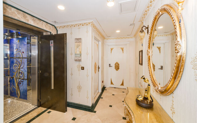 Hotel 1453