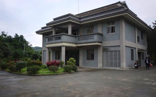 Nature House