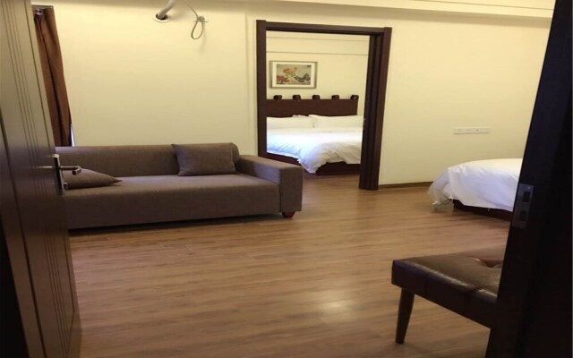 Country Garden Airport Kylin Apartment