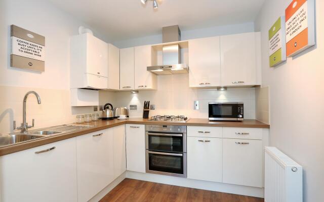 Bright Birchlee Home in Inverurie, Scotland