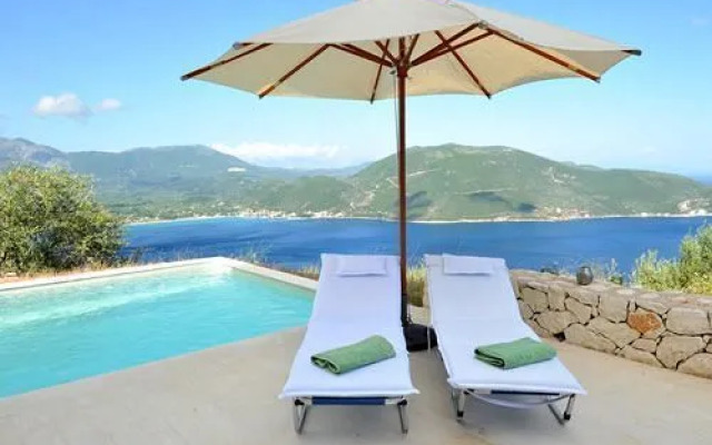 Urania Luxury Villas