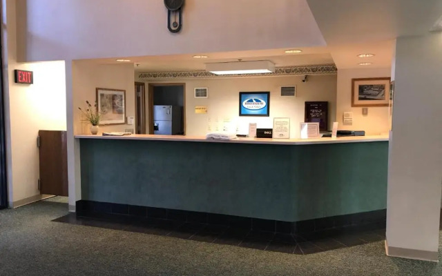 Riverview Inn & Suites of Oconto