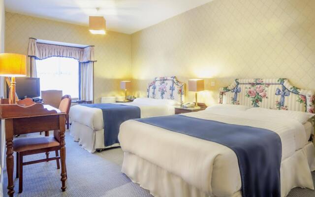 hotelImage