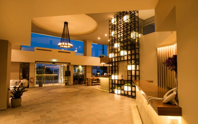 Parasol Luxury Hotel & Suites