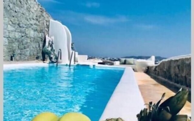 White Stone Mykonos