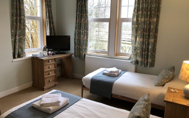 Tigh Na Cheo Guest House