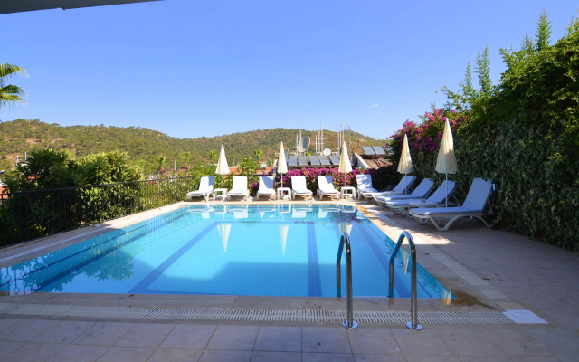 Mykonut Boutique Suites