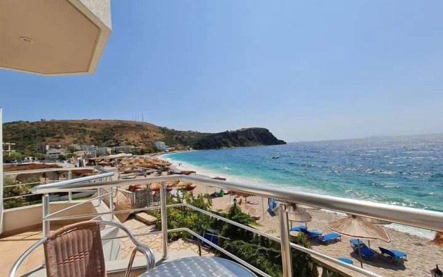 Magic Ionian Apartments & Rooms