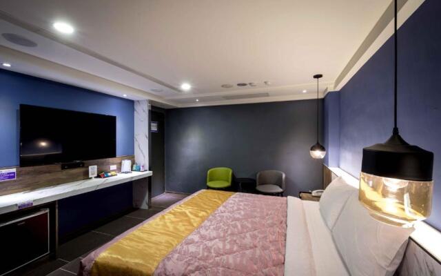 Ouge Motel Fengshan